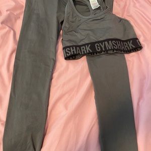 Gymshark Gray/Charcoal Set
